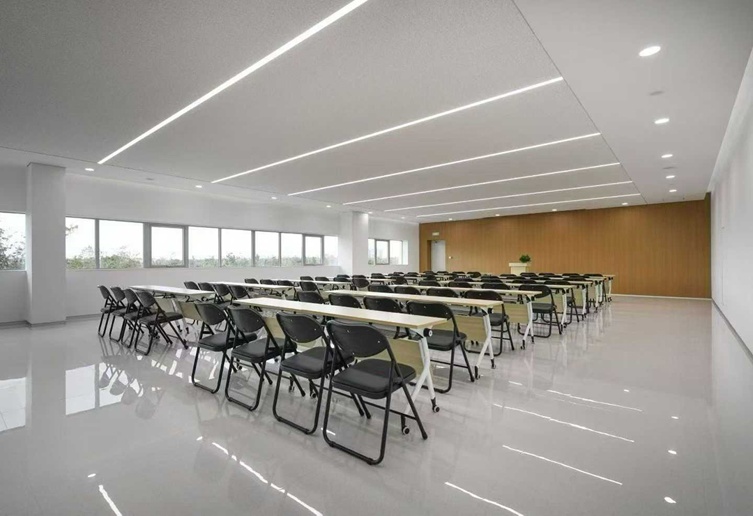 https://www.kaiserchinese.com//upload/article/202510/ce2fab6643d23bbfe0a8859f1e2114d9.jpg