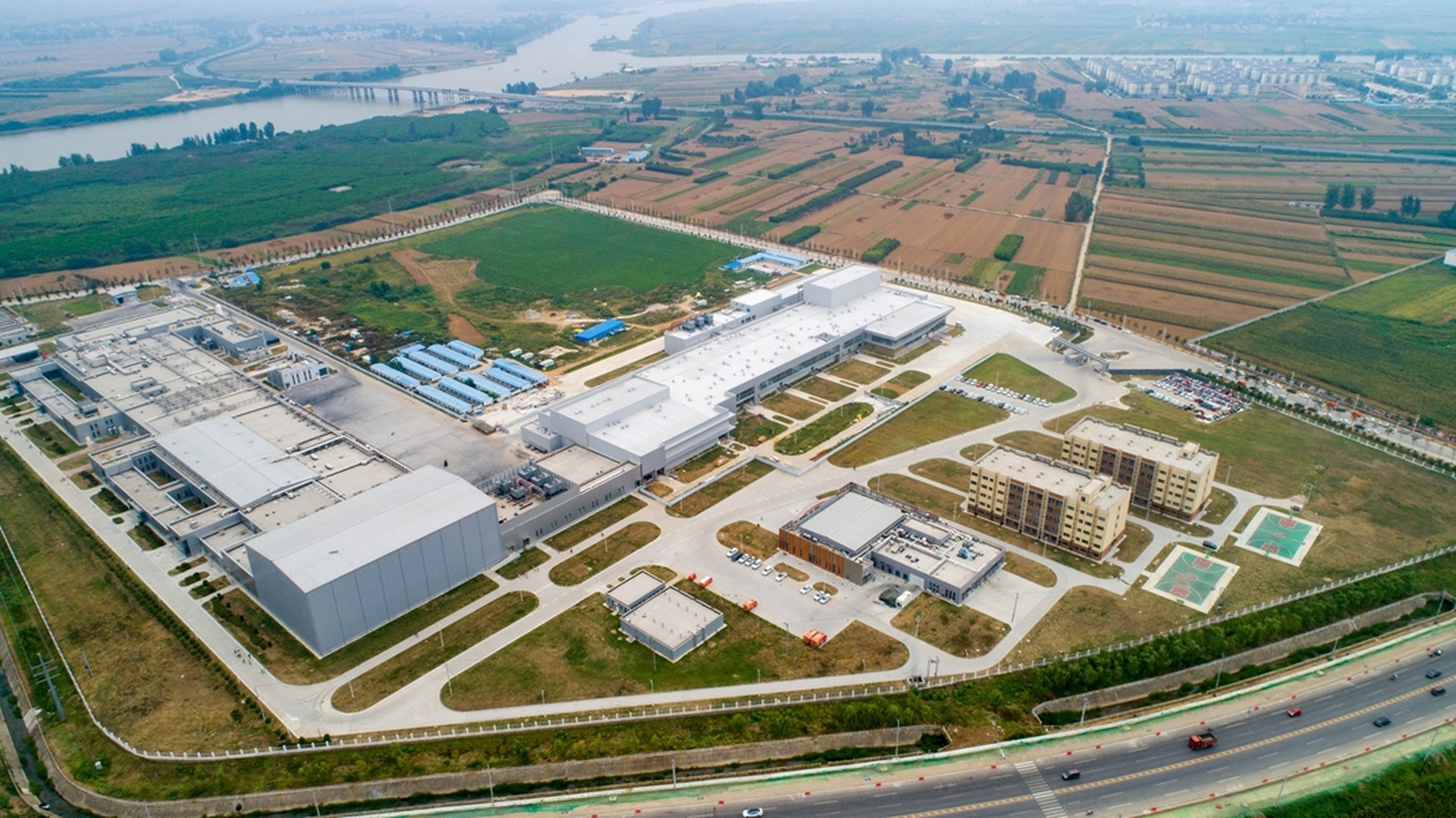https://www.kaiserchinese.com//upload/article/202607/56d0f7280d01af0cb5a95c95b9283421.jpg