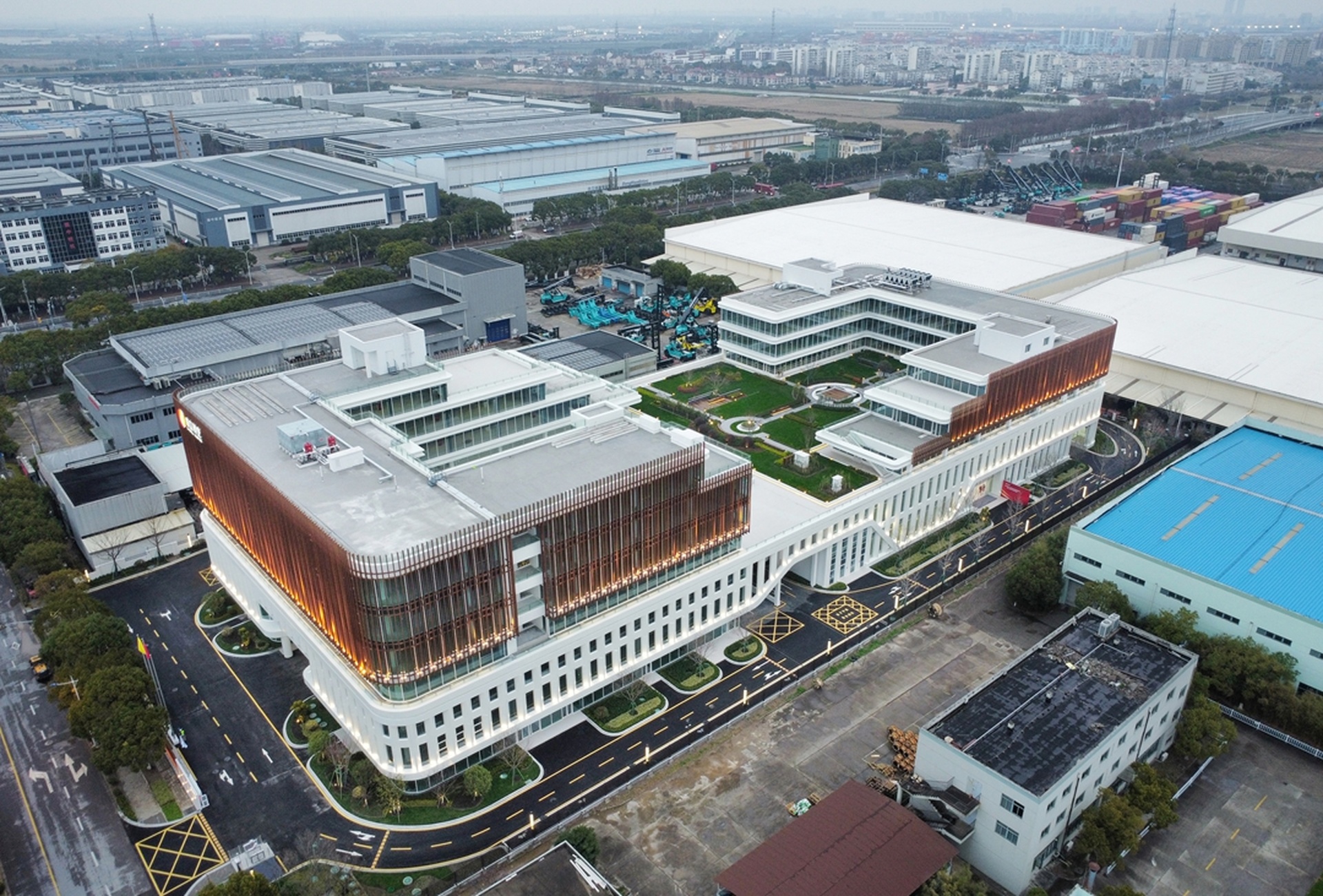 https://www.kaiserchinese.com//upload/article/202607/59e26a03f2b47b940ed8c5d371211b77.jpg