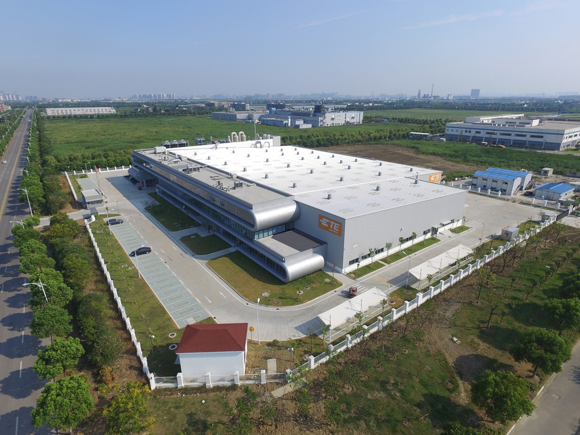 https://www.kaiserchinese.com//upload/article/202607/ffecb1177f32c2138877c5f6097b3707.jpg